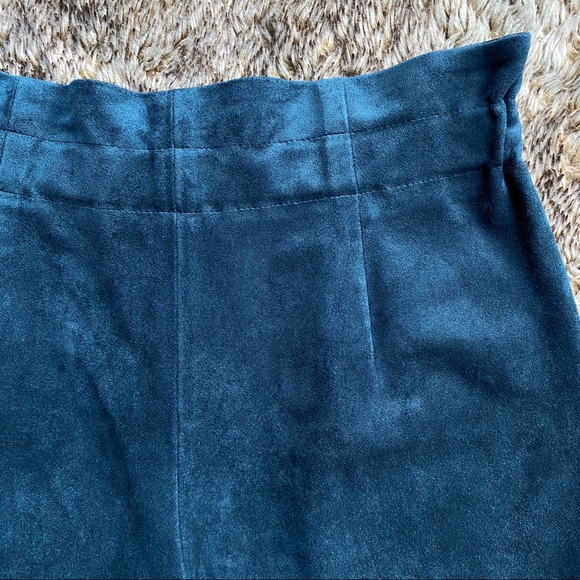 BCBGMaxAzria Symon Suede Shorts - Picture 9 of 12